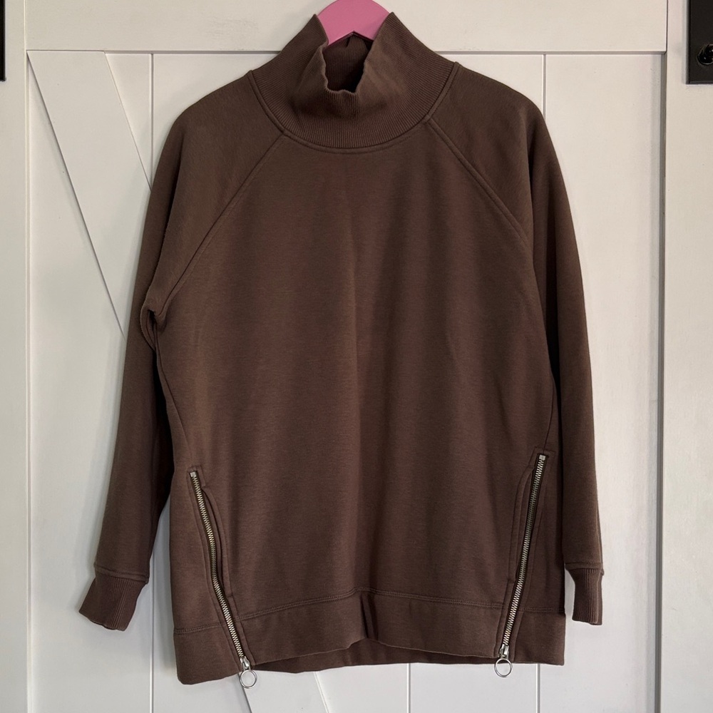 Athleta Taupe Turtleneck Sweatshirt.